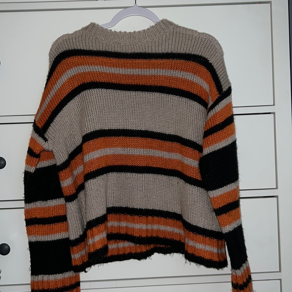 urban outfitters sweater